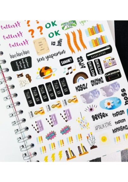 Kedi Noodle Tasarımlı Spiralli Sticker'lı Tarihsiz Konuşan Ajanda Haftalık Planlayıcı Defter modelleri