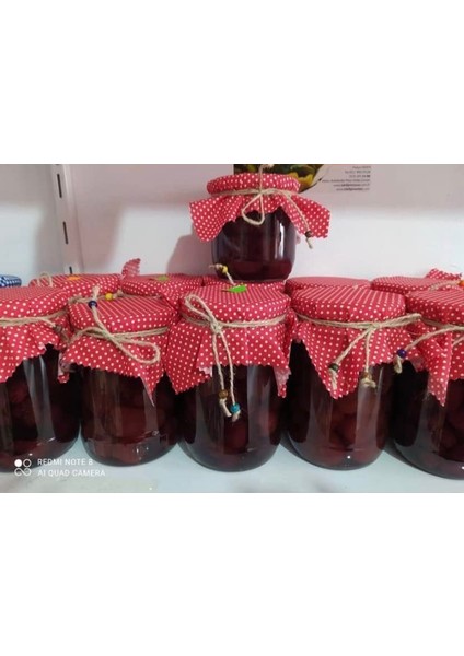 50 Adet Kırmızı ve Yeşil Puantiyeli Kırmızı Kavanoz Kapağı Kumaşı (Örtüsü) ve Boncuklu Bağlama Ipi modelleri