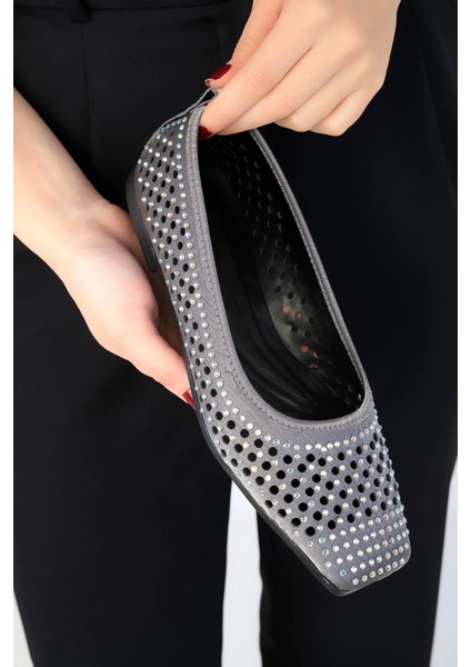 Plati?n Kadin Babet MC2024 fırsatları