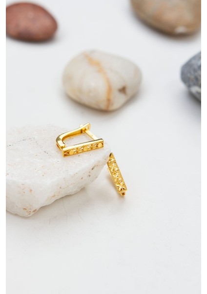 22 Ayar Kadın J Klips Altın Küpe Q128784 fiyatları