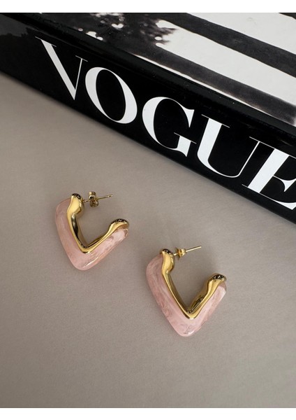 Pembe Mineli Üçgen Model Gold Çelik Küpe indirimleri