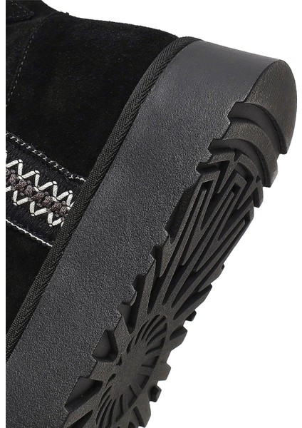 Kadın Siyah Kalın Tabanlı Desenli Süet Deri Teddy Bot 25WFD405410