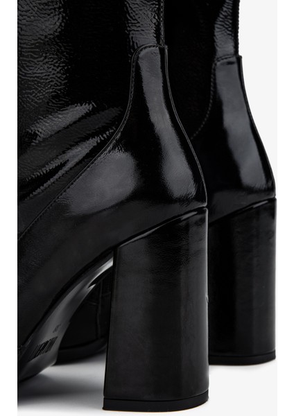 Kadın Deri & Suni Siyah Rugan Topuklu Bot 33 3333 Bn Bot SK25-26 Sıyah Rugan fırsatları