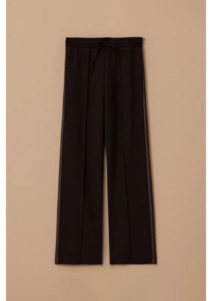 Kadın Suni Deri Biyeli Bol Paça Pantolon - Siyah modelleri