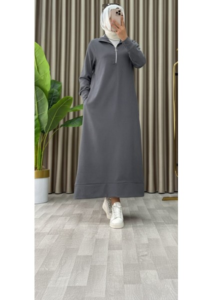 Fermuar Detaylı Cepli Spor Uzun Örme Tesettür Elbise
