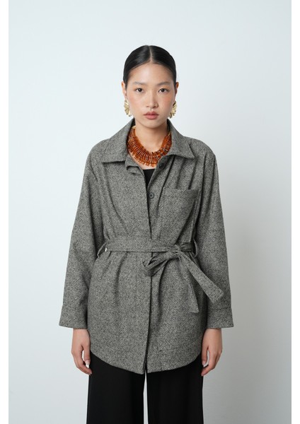 Kadın Gri-Siyah Desenli Cepli Kuşaklı Tesettür Gömlek-Ceket