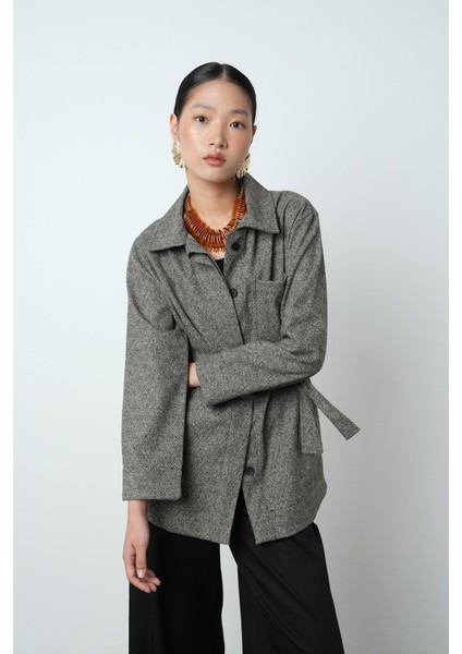 Kadın Gri-Siyah Desenli Cepli Kuşaklı Tesettür Gömlek-Ceket modelleri