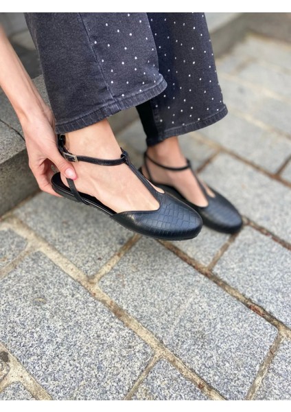 Roselie Kadın Ayakkabı Yuvarlak Burun Arkası Açık Model Büyük Numara modelleri