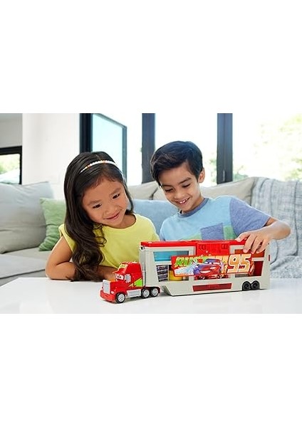 Disney Pixar Arabalar Cars Mack Tır, Renk Değişimi Eğlencesi Oyun Seti fiyatları