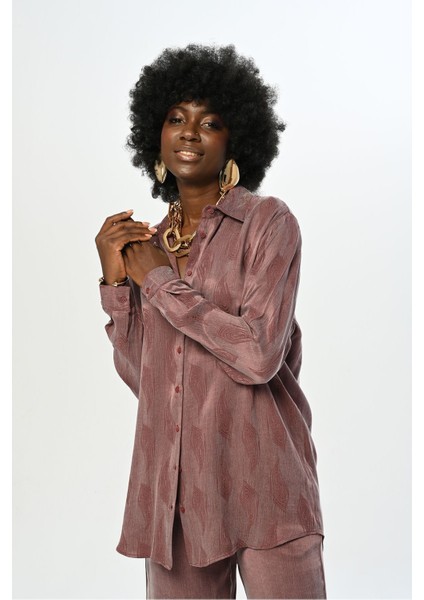 Kadın Desenli Oversize Kesim Gömlek