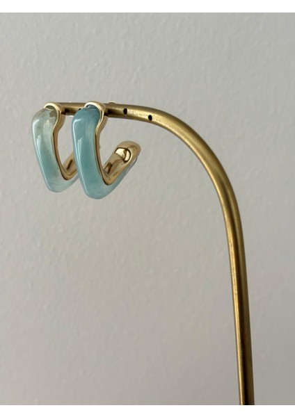 Mint Yeşili Mineli Üçgen Model Gold Çelik Küpe