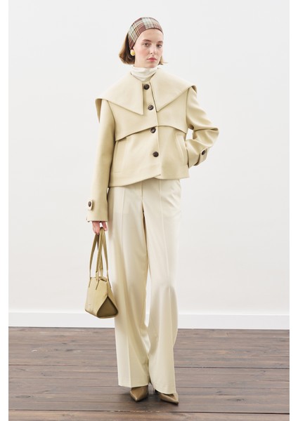 Düğme Detaylı Kaşe Ceket Kum fırsatları