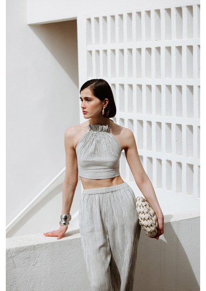 Siyah Çizgili Halter Yaka Bluz modelleri