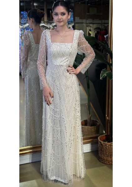 Bej Kare Yaka Uzun Kollu Kloş Etekli Pullu Boncuklu Uzun Abiye Elbise 11047-02