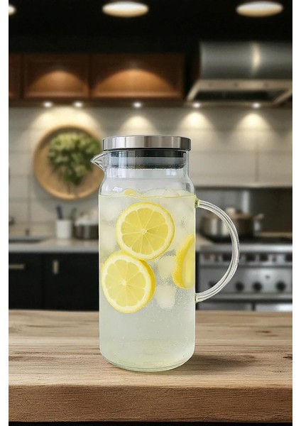 Lumora Krom Kapaklı Isıya Dayanıklı Borosilikat Süzgeçli Cam Sürahi 1500 ml fırsatları