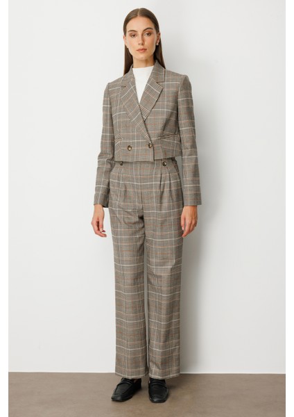 Kadın Ekoseli Crop Ceket 5075 Vizon modelleri