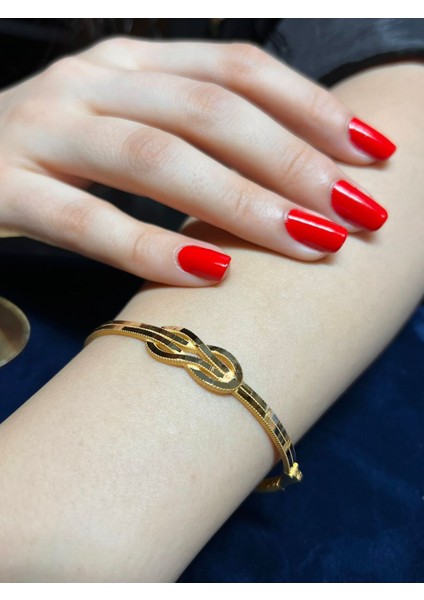 10 gr (Gram) Oluklu Ajda Desenli Aşk Düğümü Kelepcee 22 Ayar Altın