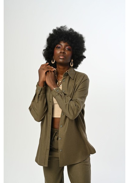 Kadın Düz Renk Simli Oversize Kesim Gömlek fiyatları