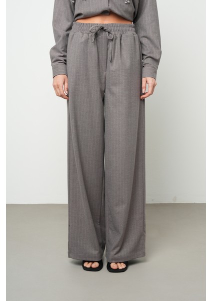 Kadın Bol Paça Beli Lastikli Çizgili Desenli Pantolon