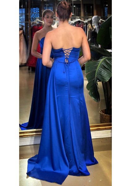 Saks Straplez Yaka Sırt Dekolteli Düz Kesim Saten Uzun Abiye Elbise 11131-03 indirimleri