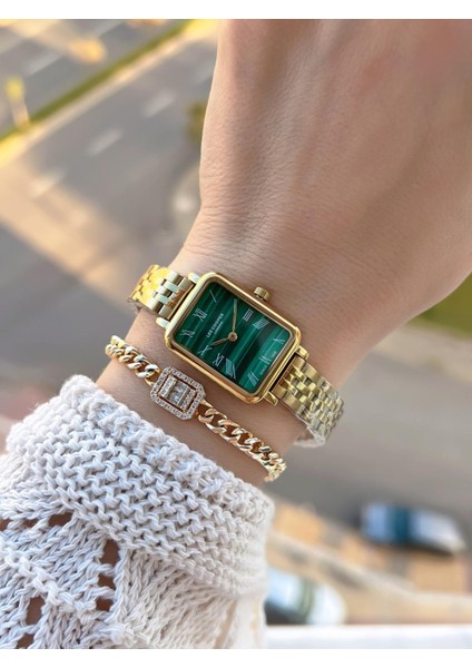 Küçük Kasa Vintage Özel Tasarım 2 Yıl Garantili 3 Atm Kadın Kol Saati+Bileklik 08232.170 fiyatları