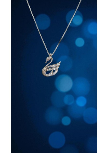 Kuğu Model 925 Ayar Gümüş Zarif Taşlı Kolye | Işıltılı ve Şık Tasarım fırsatları