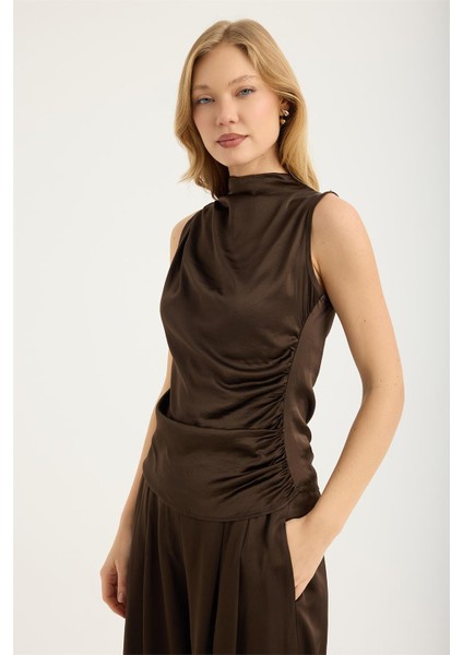 Kolsuz Sol Yanı Drapeli Bluz fiyatları