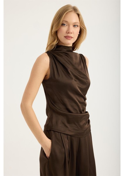 Kolsuz Sol Yanı Drapeli Bluz modelleri