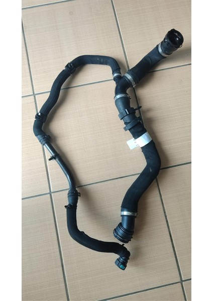 M8A28286CD Radyatör Alt Su Hortumu Landrover-Range Rover-Jaguar