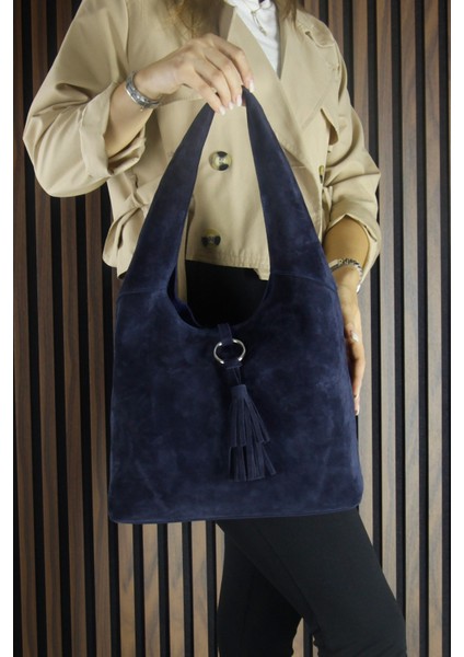 Lacivert Hakiki Dana Süet Püsküllü Manyetik Kapaklı Orta Boy Günlük Omuz Çantası indirimleri
