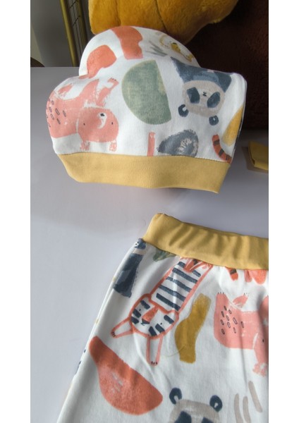 Erkek-Kız Bebek Omuz Genişletmeli Çıtçıtlı Body Pijama Bere Takımı, %100 Pamuk , Modern Tasarım