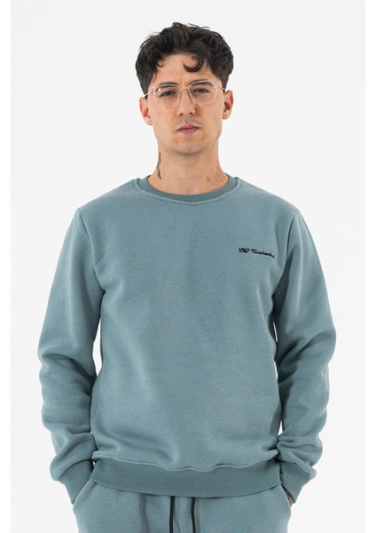 Erkek Açık Mavi Sweatshirt Bisiklet Yaka Rahat Kalıp 3 Iplik Şardonlu Nakışlı indirimleri