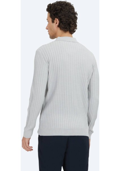Açık Gri Polo Yaka Jakarlı Yün Karışımlı Triko Kazak indirimleri
