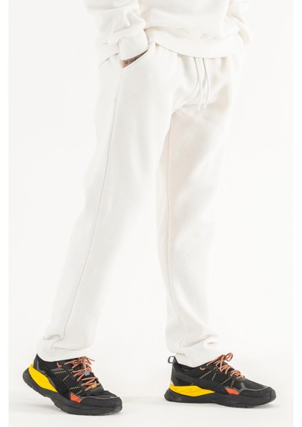 Erkek Beyaz Eşofman Altı Rahat Kalıp 3 Iplik Şardonlu Düz Paça