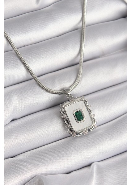 Bfs 316L Çelik Gümüş Renk Italyan Zincir Beyaz Sedefli Kare Portre Model Zümrüt Taş Detay Kadın Kolye