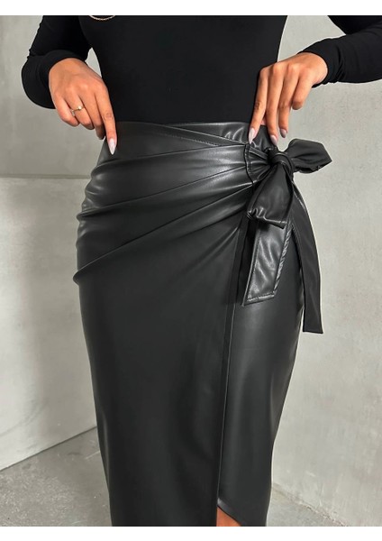 Kuşaklı Uzun Deri Etek Siyah H26414 modelleri