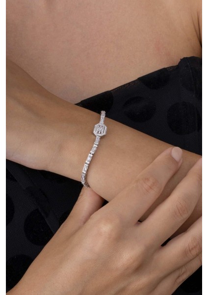 Su Yolu Süzme Baget Taşlı 925 Ayar Gümüş Bileklik modelleri