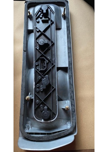 Tofaş Doğan Slx 93 Arka Stop Kasası Duylu Sol Çerkez