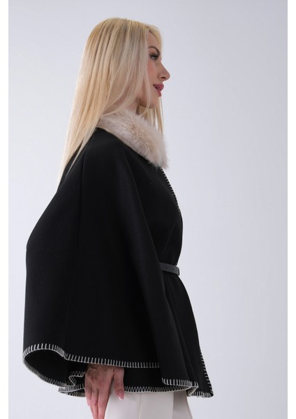 Beyaz Yakası Kürklü Dikiş Detaylı Kemerli Panço 47122731.15