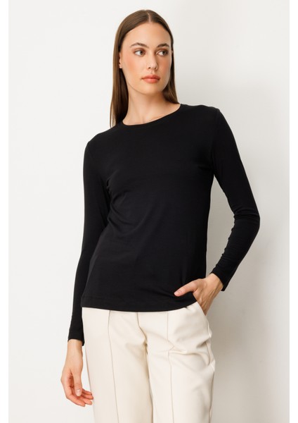 Kadın Metal Aksesuarlı Sıfır Yaka Basic Bluz 61303 Siyah fiyatları