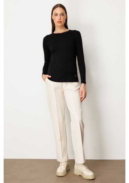 Kadın Metal Aksesuarlı Sıfır Yaka Basic Bluz 61303 Siyah modelleri