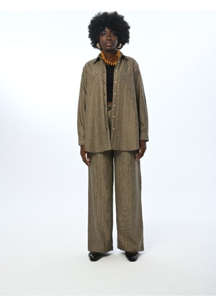 Kadın Ince Çizgili Simli Oversize Kesim Gömlek modelleri