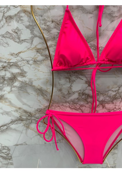 Kadın Fuşya Likralı Yandan Boyundan Bağlamalı Şık Ipli Üçgen Bikini Takım fiyatları