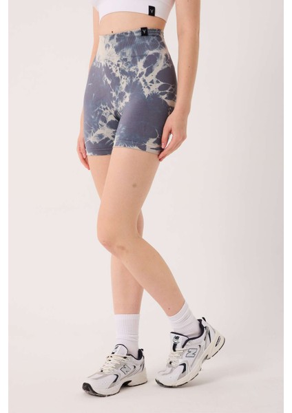 Spor Şort Batik Desenli Dikişsiz Esnek ve Toparlayıcı Push Up Kısa Şort