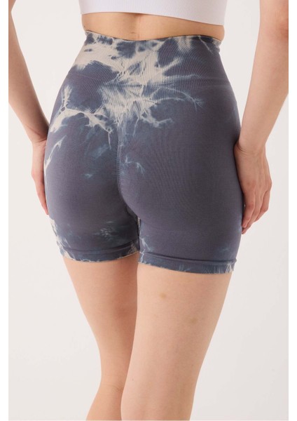 Spor Şort Batik Desenli Dikişsiz Esnek ve Toparlayıcı Push Up Kısa Şort fırsatları