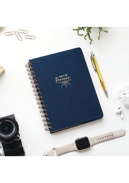 A5 Spiralli Sert Kapak Keten Çizgili Tarihsiz Not Defteri Lacivert