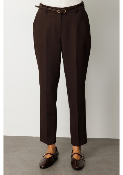 Kadın Beli Kemerli Dar Paça Pantolon 1013 Kahverengi modelleri