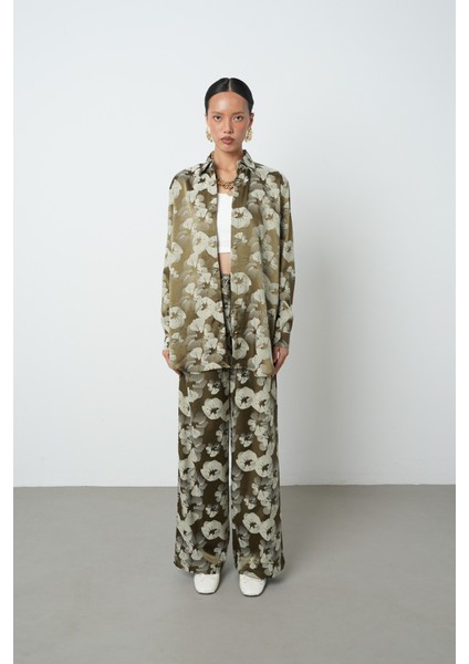 Kadın Haki - Bej Renk Desenli Oversize Kesim Tesettür Gömlek fırsatları