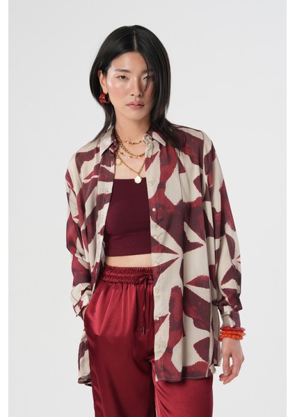 Kadın Desenli Çizgi Detaylı Oversize Gömlek