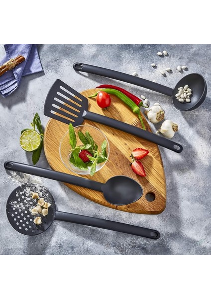 4'lü Yanmaz Yapışmaz Teflon Kaplama Mutfak Seti - Kepçe, Kevgir, Spatula ve Kaşık Seti